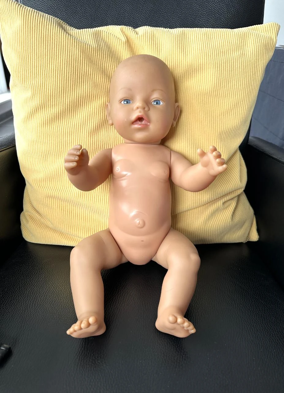 Baby Born poupée avec accessoires . – photo 2